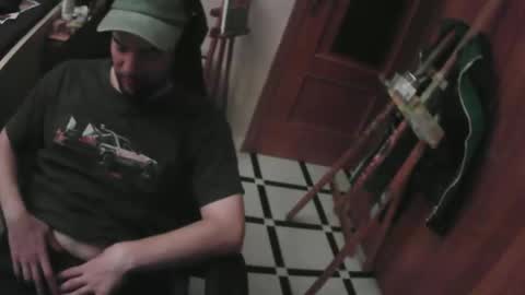 Snapshot of royer04 chatting on 09-15-25, 02:22 royer04 online show from 09-15-25, 02:22