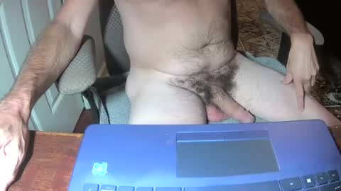 Snapshot of royer8650 chatting on 07-12-26, 09:55 Lookingaround online show from 07-12-26, 09:55
