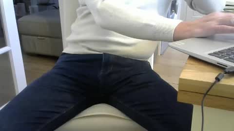 Snapshot of rsindie2 chatting on 12-24-24, 02:01 rsindie2 online show from 12-24-24, 02:01