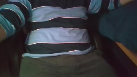 Snapshot of ruben90mr chatting on 12-16-24, 02:25 ruben90mr online show from 12-16-24, 02:25