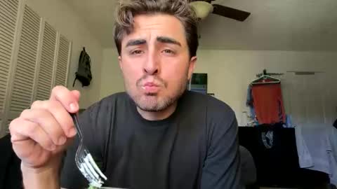 rubenzaragosa09 online show from 04-20-26, 10:55