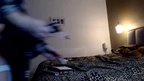 Snapshot of rubix_cubez chatting on 11-25-25, 01:00 Rubix cubez online show from 11-25-25, 01:00