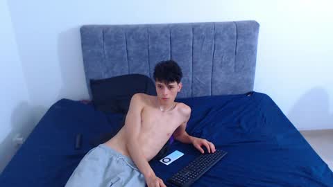 Ruby and Vanie online show from 03-24-26, 10:48