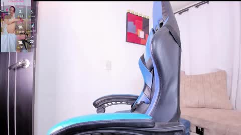 Snapshot of ruby_amor chatting on 09-18-25, 10:17 RUBY online show from 09-18-25, 10:17