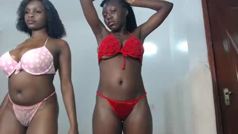 ruby_eva90 online show from 08-09-26, 03:44