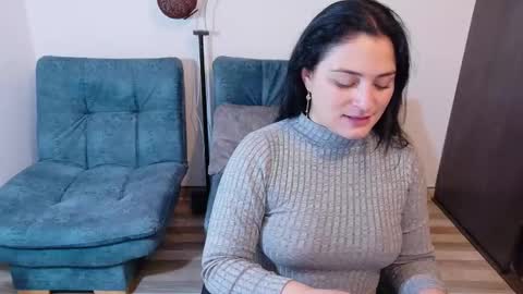 Snapshot of ruby_glow chatting on 10-01-25, 11:38 Ruby online show from 10-01-25, 11:38