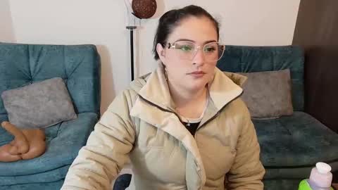 Snapshot of ruby_glow chatting on 11-10-25, 09:25 Ruby online show from 11-10-25, 09:25