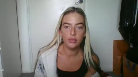 Snapshot of rubyredxxxoxxx chatting on 12-08-24, 01:25 rubyredxxxoxxx online show from 12-08-24, 01:25