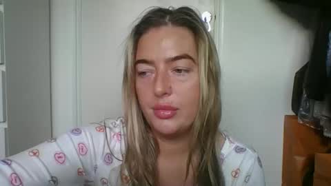 rubyredxxxoxxx online show from 02-21-26, 08:15