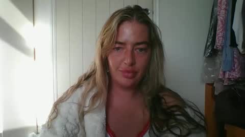 Snapshot of rubyredxxxoxxx chatting on 05-24-26, 06:07 rubyredxxxoxxx online show from 05-24-26, 06:07