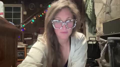 rubywavesback online show from 12-04-25, 08:01