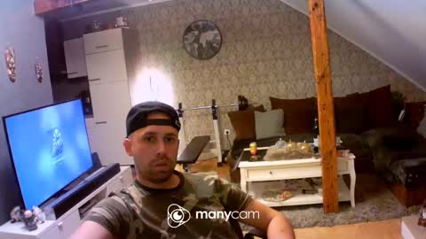 Snapshot of rudeboyyy91 chatting on 12-18-24, 04:06 rudeboyyy91 online show from 12-18-24, 04:06