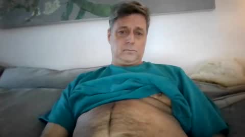 Snapshot of rudeski chatting on 01-17-26, 03:28 rudeski online show from 01-17-26, 03:28