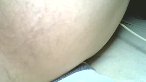 Snapshot of rudisuzzy chatting on 06-17-26, 04:59 rudisuzzy 1 online show from 06-17-26, 04:59