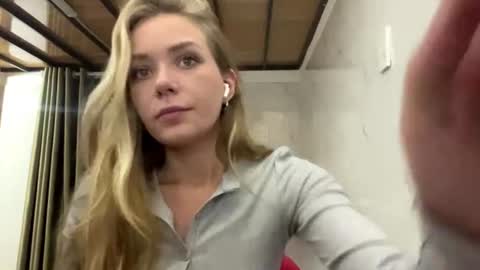 KaY online show from 06-24-26, 12:04