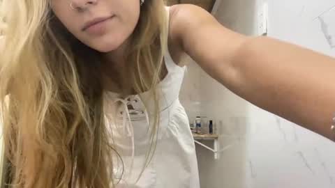 KaY online show from 06-27-26, 12:22
