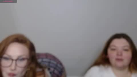 Snapshot of rudyred333 chatting on 11-15-25, 04:43 rudyred333 online show from 11-15-25, 04:43