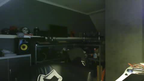 Chico que rico Caliente online show from 02-24-25, 12:30