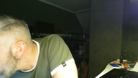 Chico que rico Caliente online show from 02-24-25, 10:36