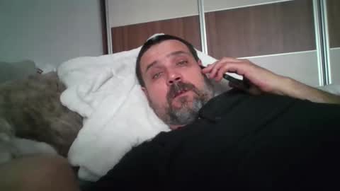 Snapshot of rul3ssuck chatting on 10-27-25, 09:57 rul3ssuck online show from 10-27-25, 09:57