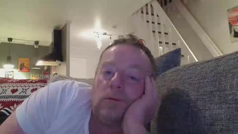 Snapshot of runepetter chatting on 12-20-25, 08:27 bignorwegian online show from 12-20-25, 08:27