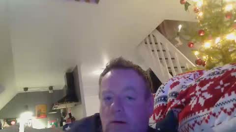 Snapshot of runepetter chatting on 01-11-26, 03:39 bignorwegian online show from 01-11-26, 03:39