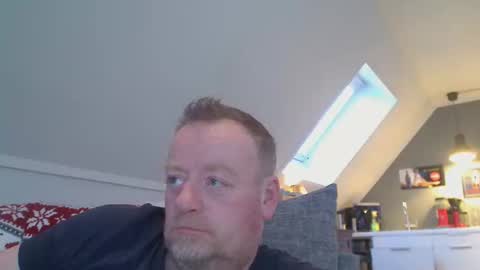 Snapshot of runepetter chatting on 02-05-26, 08:19 bignorwegian online show from 02-05-26, 08:19