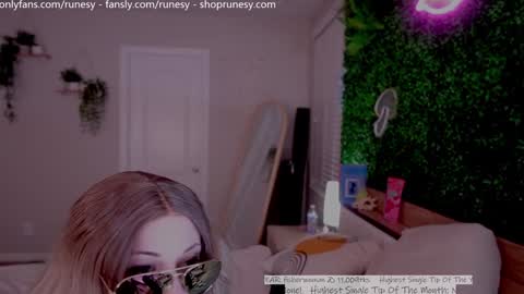 Lady online show from 09-19-25, 03:08