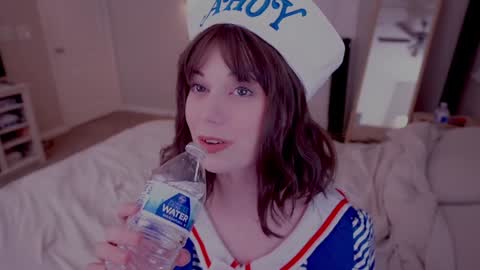 Lady online show from 11-29-25, 04:15