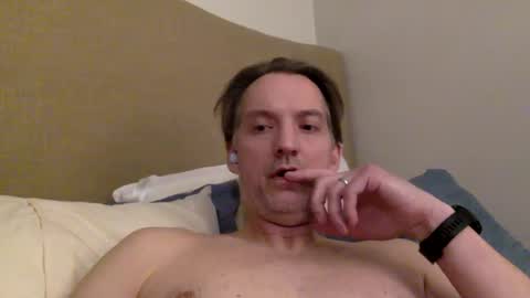 Snapshot of runman6 chatting on 01-26-25, 01:20 runman6 online show from 01-26-25, 01:20