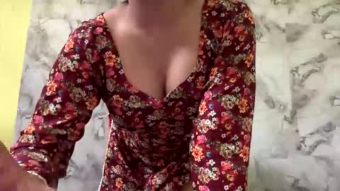 Snapshot of rupali01 chatting on 05-10-26, 01:55 Rupali online show from 05-10-26, 01:55