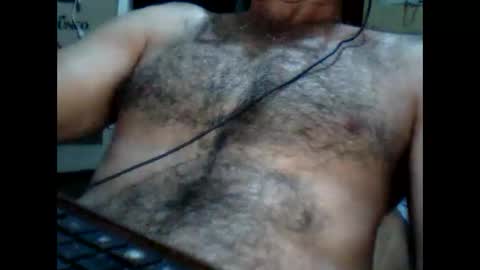 Snapshot of ruralman37 chatting on 01-17-26, 01:21 ruralman37 online show from 01-17-26, 01:21