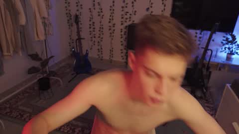 rusbradpitt online show from 09-13-25, 01:11