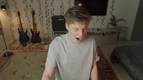 rusbradpitt online show from 01-12-26, 02:33