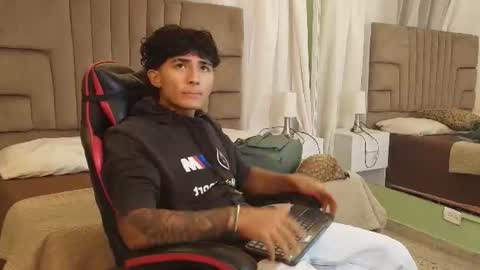 Snapshot of ruslan_marcel chatting on 07-04-26, 11:16 Ruslan Marcel online show from 07-04-26, 11:16