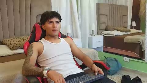 Snapshot of ruslan_marcel chatting on 07-10-26, 11:13 Ruslan Marcel online show from 07-10-26, 11:13