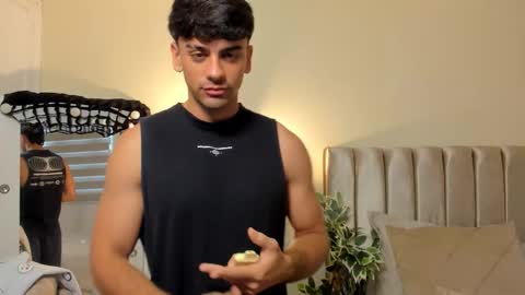 Snapshot of russ_w8 chatting on 10-11-25, 11:53 Russ online show from 10-11-25, 11:53