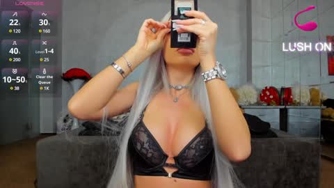 Ava online show from 02-03-25, 06:45