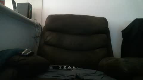 Snapshot of russperth1 chatting on 11-02-25, 09:00 Russell online show from 11-02-25, 09:00