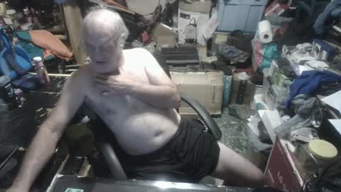 Snapshot of russtenail21 chatting on 09-11-25, 06:52 Russtenail21 online show from 09-11-25, 06:52