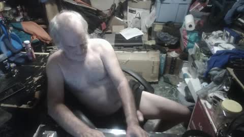 Snapshot of russtenail21 chatting on 09-12-25, 06:08 Russtenail21 online show from 09-12-25, 06:08