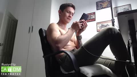 Snapshot of rustynf1tz chatting on 02-17-25, 12:16 MillionDollarGuy online show from 02-17-25, 12:16