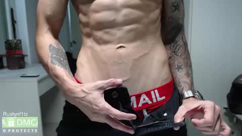 Snapshot of rustynf1tz chatting on 10-07-25, 05:26 MillionDollarGuy online show from 10-07-25, 05:26