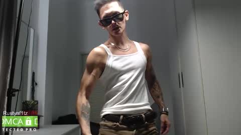 Snapshot of rustynf1tz chatting on 10-09-25, 05:05 MillionDollarGuy online show from 10-09-25, 05:05