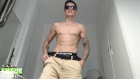 Snapshot of rustynf1tz chatting on 10-11-25, 04:27 MillionDollarGuy online show from 10-11-25, 04:27