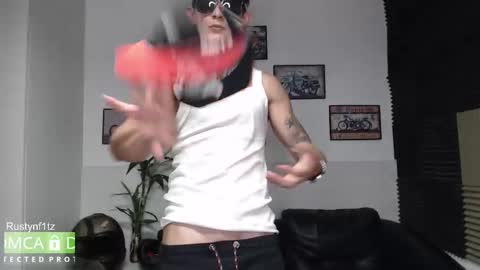 Snapshot of rustynf1tz chatting on 11-27-25, 06:21 MillionDollarGuy online show from 11-27-25, 06:21