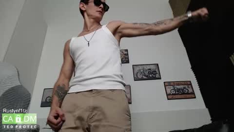 Snapshot of rustynf1tz chatting on 12-14-25, 09:25 MillionDollarGuy online show from 12-14-25, 09:25