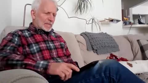 Snapshot of rustyx22 chatting on 02-19-25, 07:38 Rusty online show from 02-19-25, 07:38