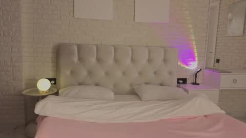 Ruta prize for the new fan club members hehe online show from 11-27-25, 11:40