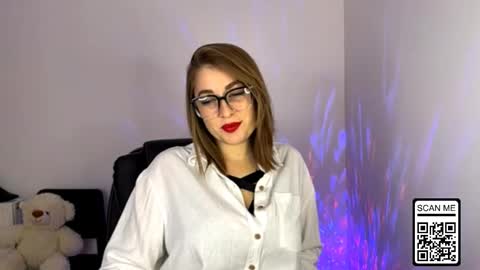 Nika online show from 10-24-25, 02:46